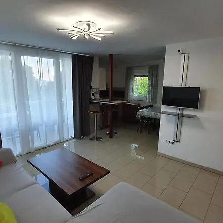 Mandula Apartmanok Бадачоньтомай Екстер'єр фото