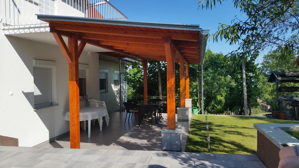 Apartment Mandula