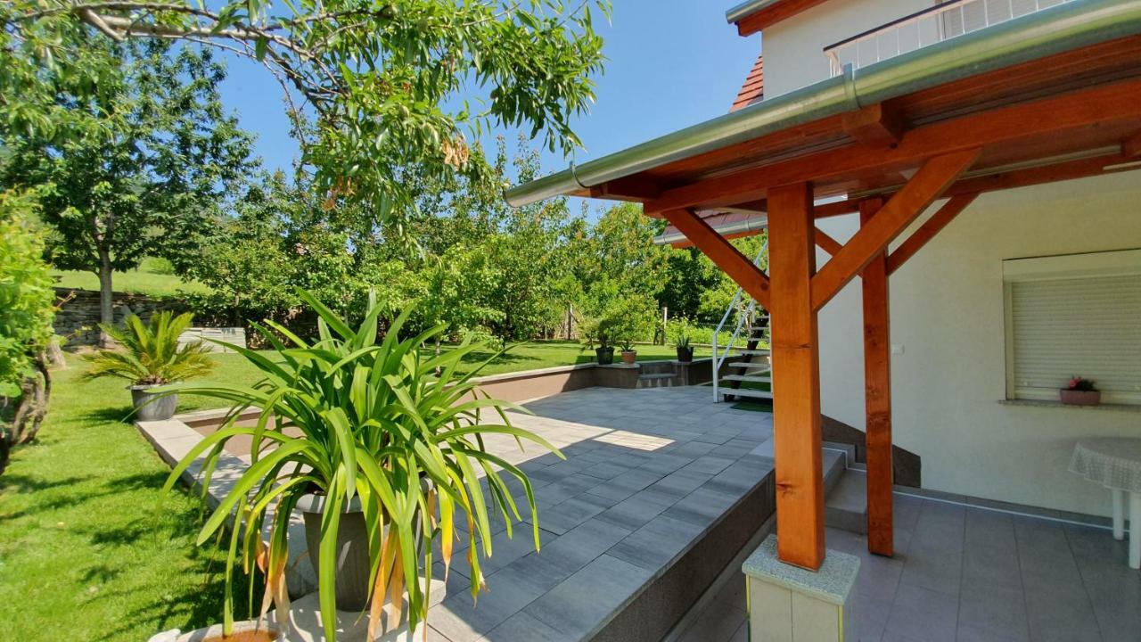 Mandula Apartment